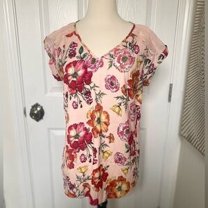 Express: Short Sleeved Blouse, Size Medium